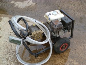 2000PSI Pressure Washer