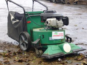 Pedestrian Leaf Collector