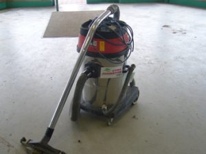Industrial Vacuum Wet-Dry